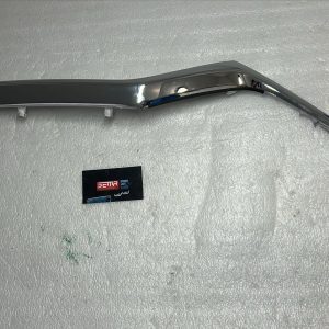 Moldura De Parrilla Derecha Honda Cr-v 2017-2019 71123TLAA00