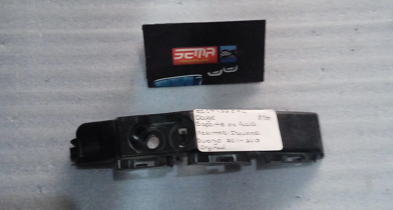 SOPORTE DE FASCIA DELANTERO IZQUIERDO DODGE DURANGO 2011-2013 55079225AC