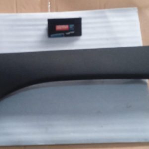 MOLDURA DE PILAR MERCEDES BENZ CLASE C 2018 2056907604