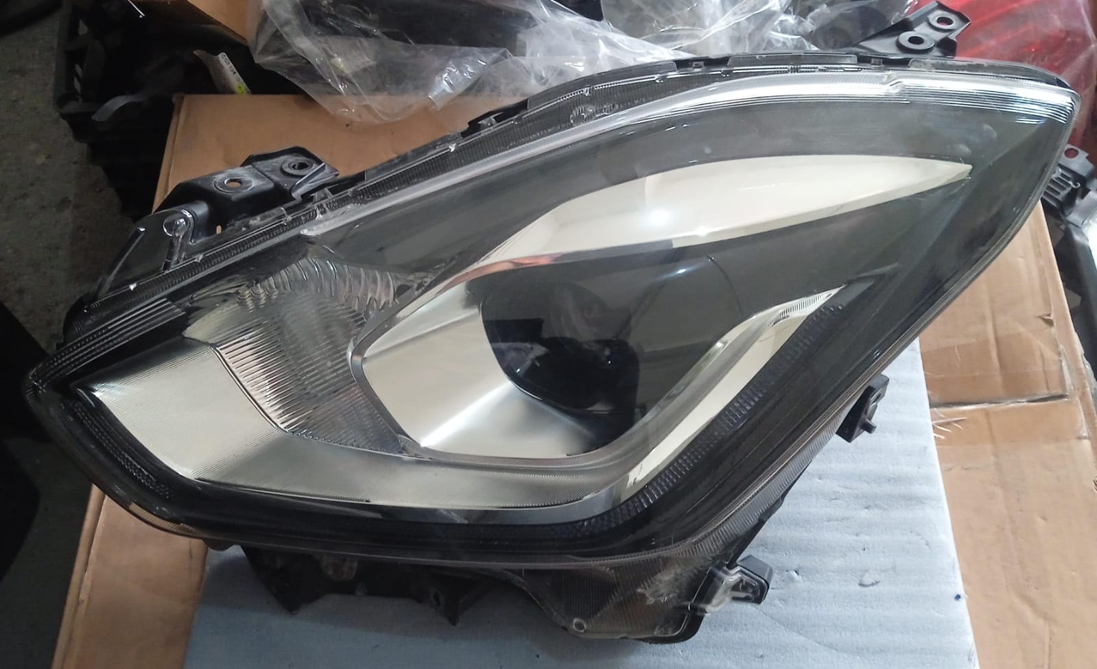 FARO DELANTERO IZQUIERDO SUZUKI SWIFT 2019-2022 53120-52RE1