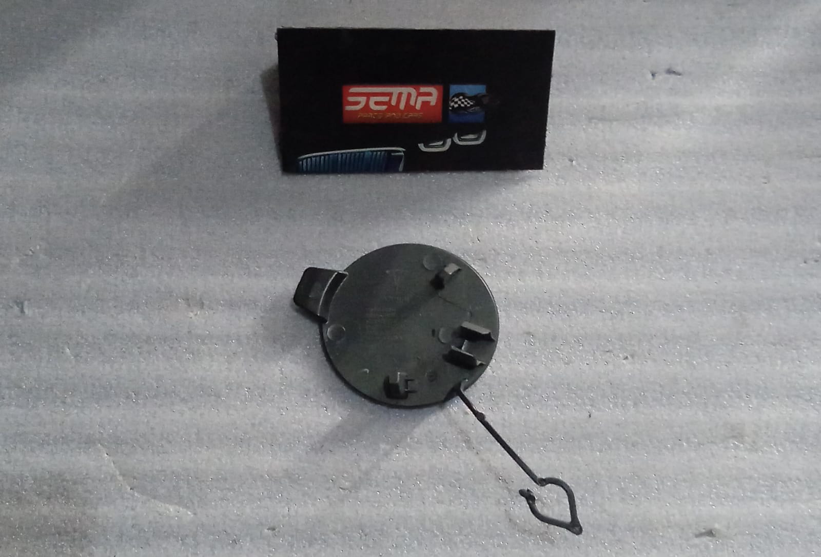 TAPON DE FASCIA TRASERA TESLA MODEL 3 2024-2025 1582574-00 - Imagen 2
