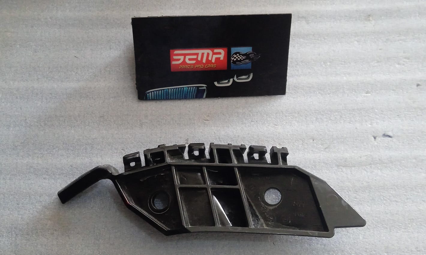 SOPORTE FASCIA DELANTERA DERECHA TESLA MODEL 3 2024 1774269-00 - Imagen 2