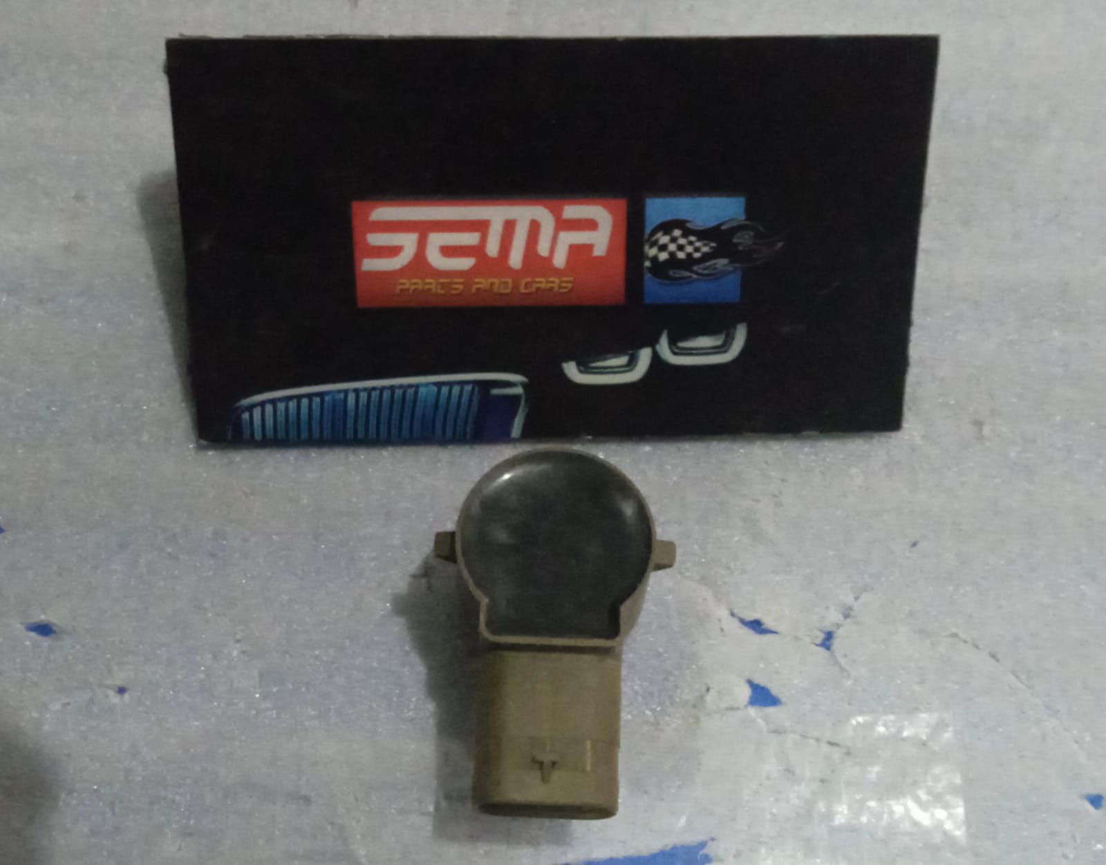 SENSOR ESTACIONAMIENTO FORD FOCUS 2022 15K859-CW - Imagen 2