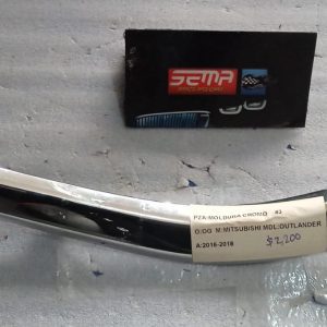 MOLDURA SUPERIOR DELANTERA DERECHA  2016-2018 ORIGINAL 6407A142