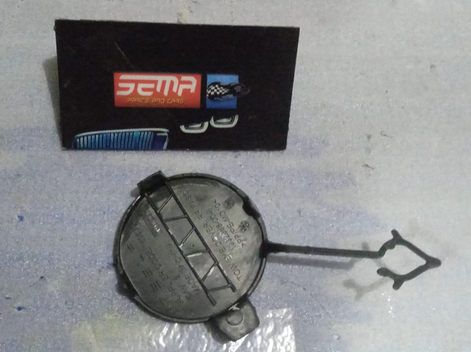 TAPA DE REMOLQUE TRASERA TESLA MODEL Y 2025-2026 1932668-00 - Imagen 2
