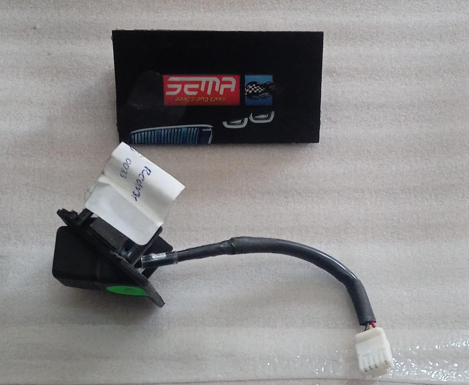 CAMARA DE REVERSA MAZDA 3 2014-2018 8737225610 - Imagen 3