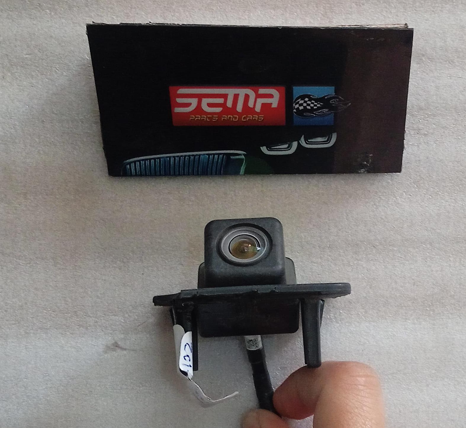 CAMARA DE REVERSA MAZDA 3 2014-2018 8737225610