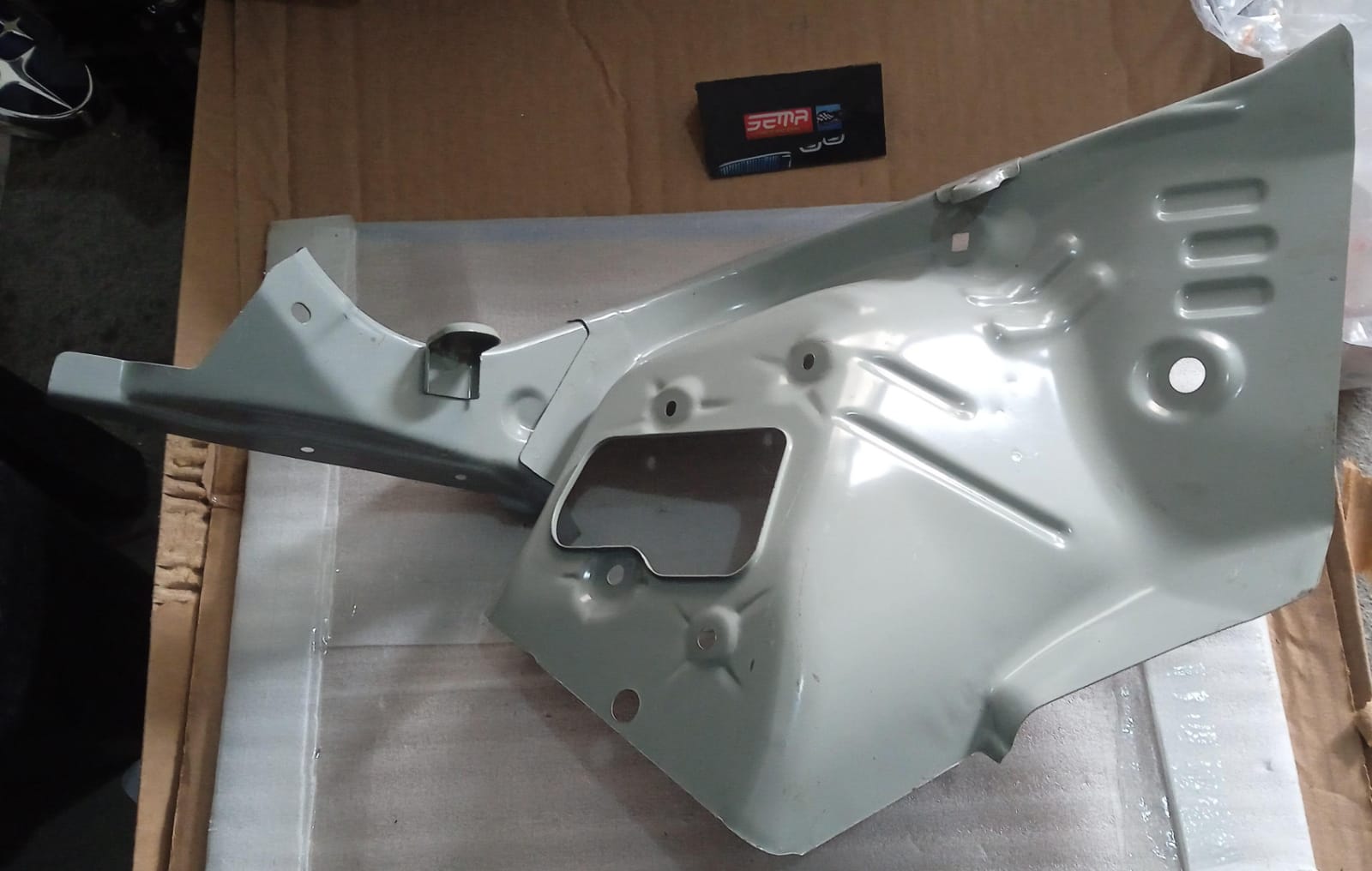 BASE DE CALAVERA TRASERA DERECHA KIA FORTE 2017-2018 71580-7600 - Imagen 2