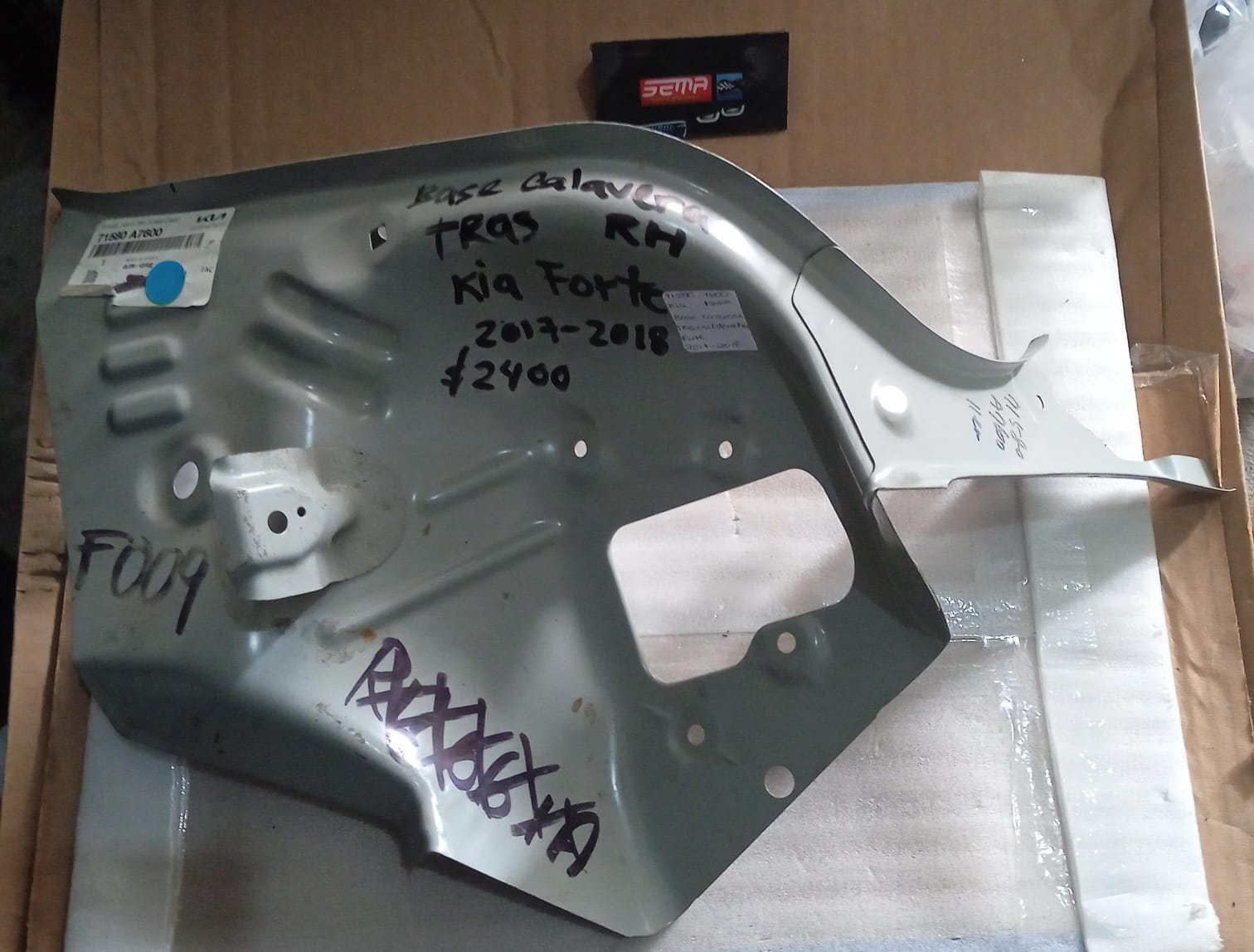 BASE DE CALAVERA TRASERA DERECHA KIA FORTE 2017-2018 71580-7600