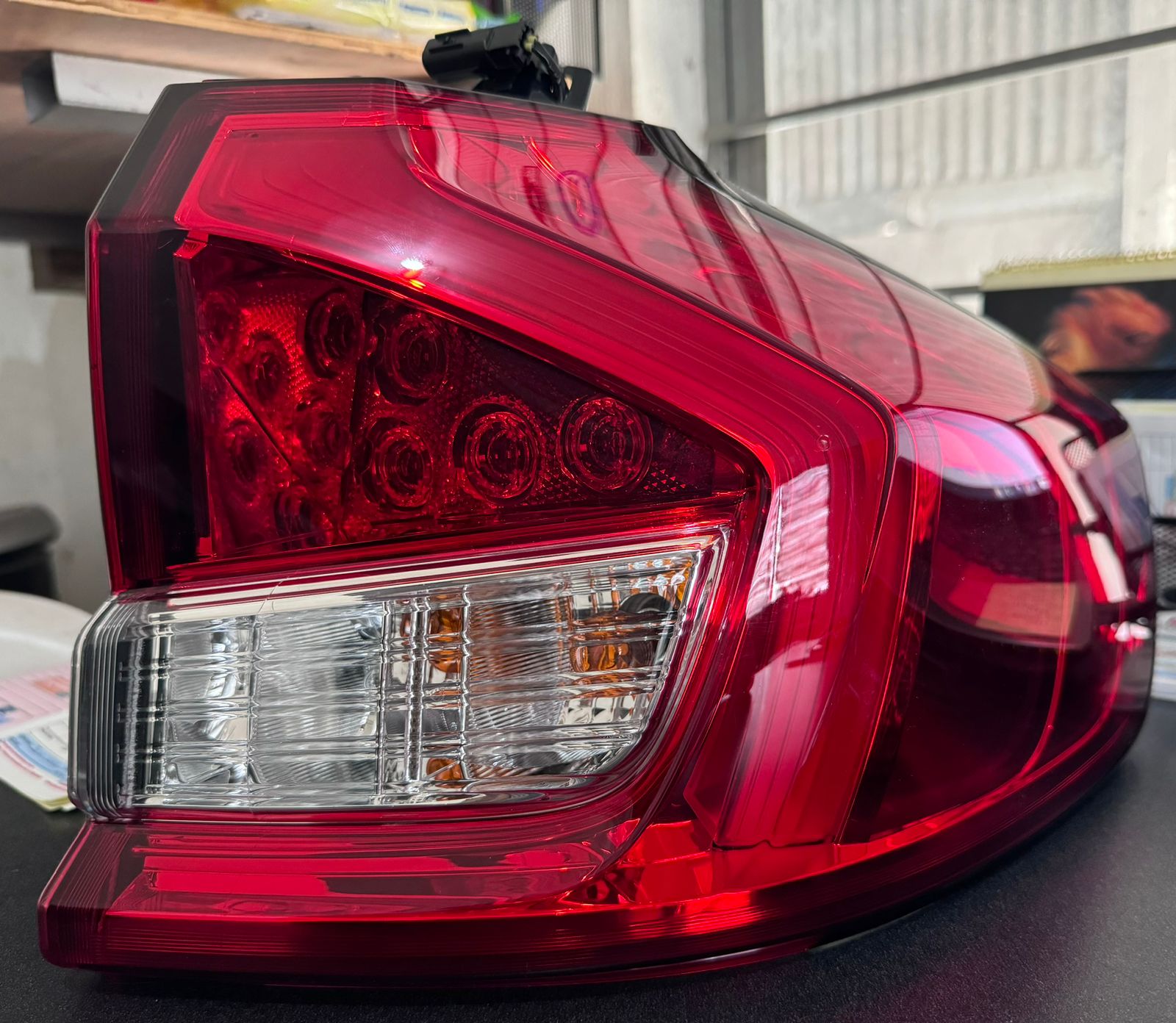 CALAVERA TRASERA DERECHA SUZUKI ERTIGA 2018-2025 115746315UZU - Imagen 2