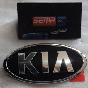 EMBLEMA PARRILLA FRONTAL KIA FORTE 2014-2022 86318R500