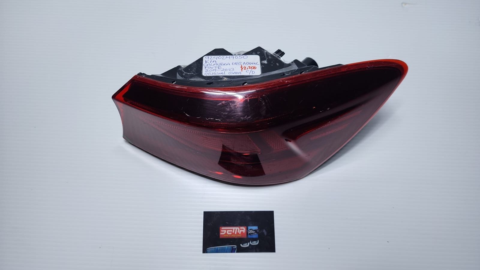 CALAVERA TRASERA DERECHA KIA FORTE 2019-2023 92402M7050