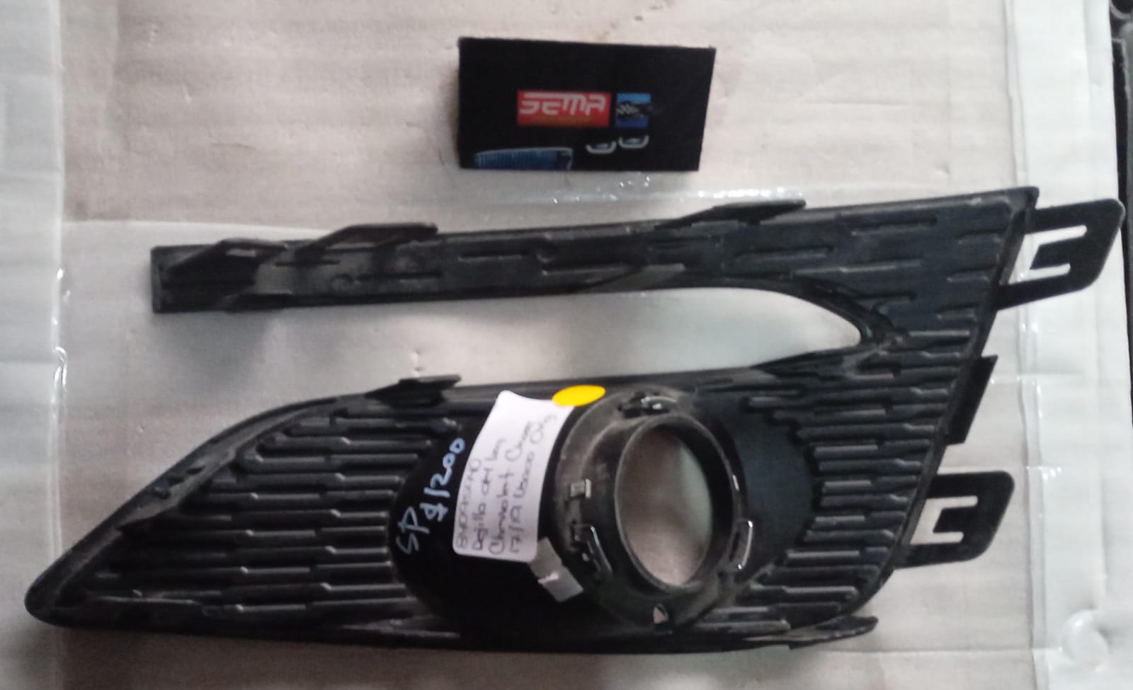 REJILLA DELANTERA IZQUIERDA CHEVROLET CRUZE 2017-2019 84095940 - Imagen 2