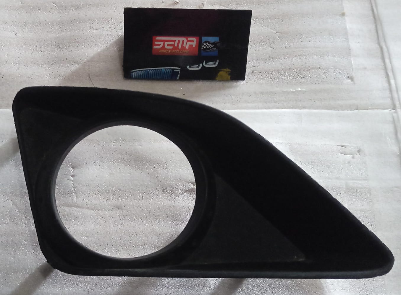 REJILLA FARO DE NIEBLA DERECHO TOYOTA COROLLA 2009-2010 5983167