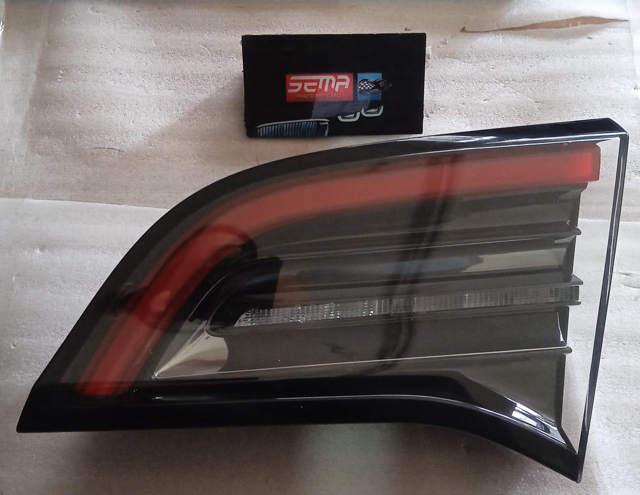 CALAVERA TRASERA DERECHA TESLA MODEL Y 2021-2023 1502089-00-B