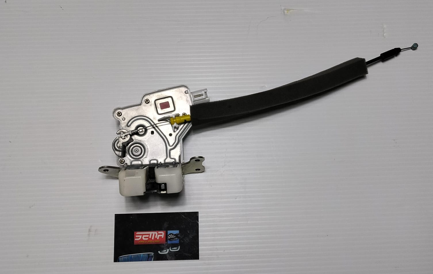CHAPA CAJUELA SUZUKI ERTIGA 2019-2025 598266 - Imagen 2