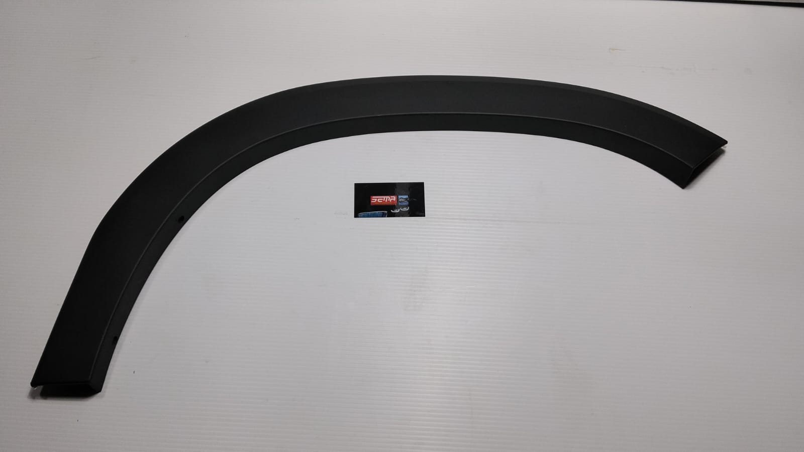 CANTONERA DELANTERA DERECHA RENAULT DUSTER 2022-2024 7711733848
