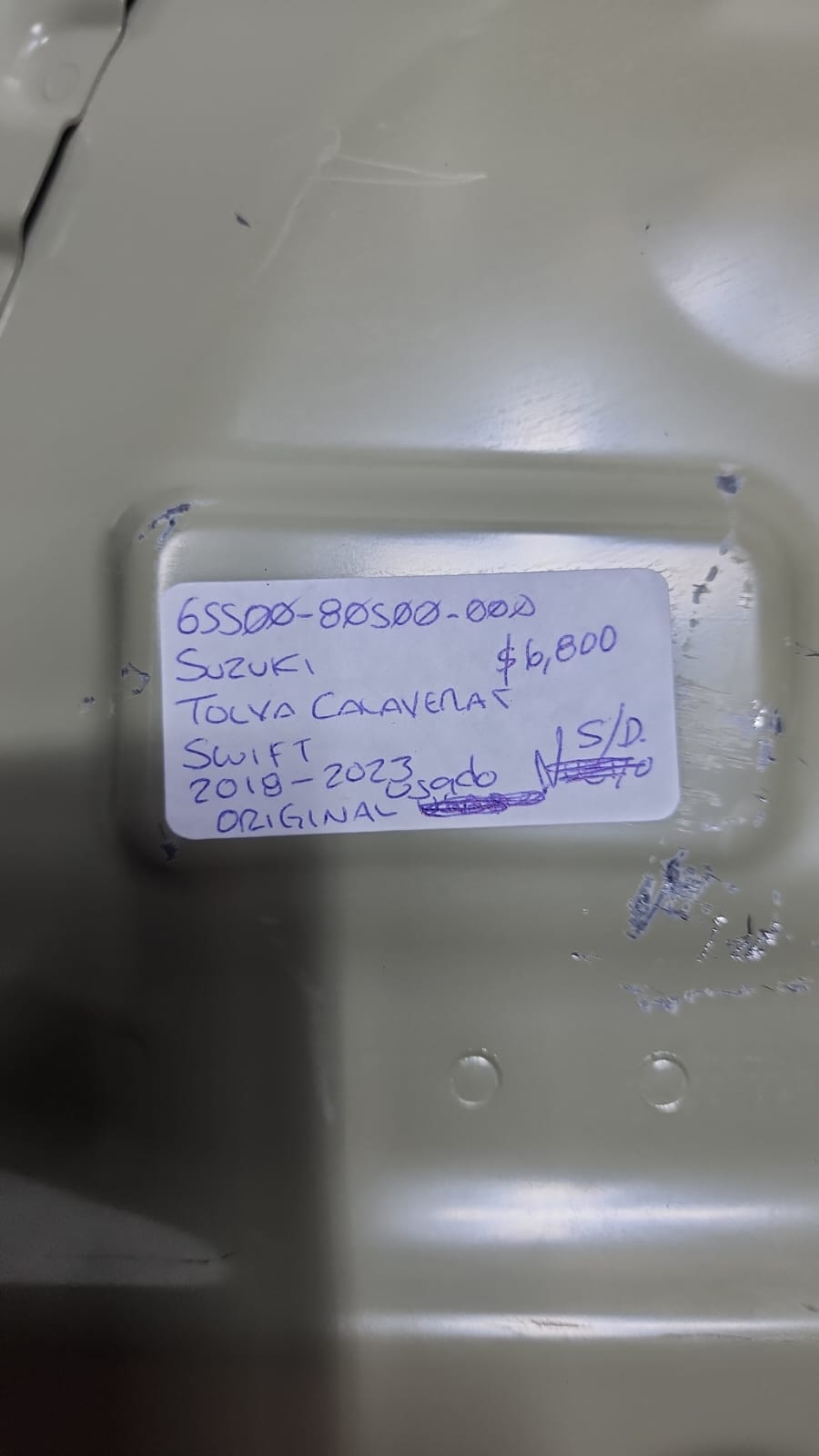 TOLVA CALAVERA SUZUKI SWIFT 2018-2023 65500-80500-000 - Imagen 2