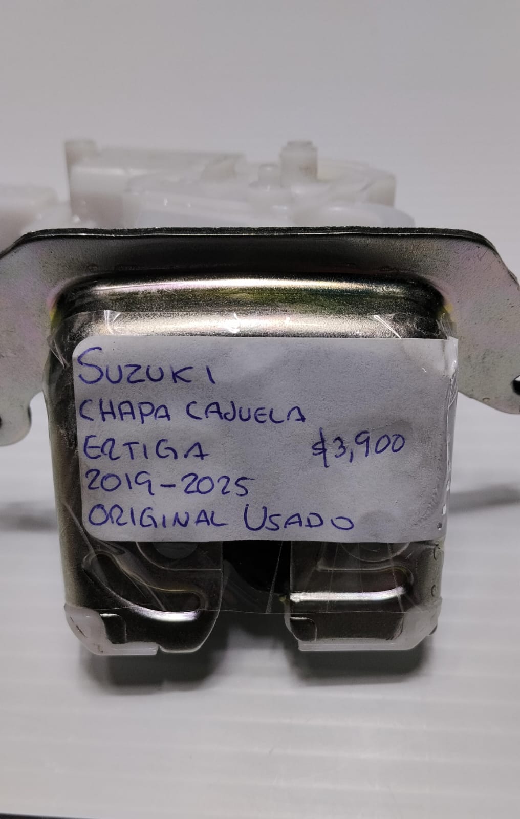 CHAPA CAJUELA SUZUKI ERTIGA 2019-2025 598251100
