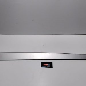 MOLDURA SUPERIOR ESTRIBO IZQUIERDO RENAULT DUSTER 2016-2021 769523741R