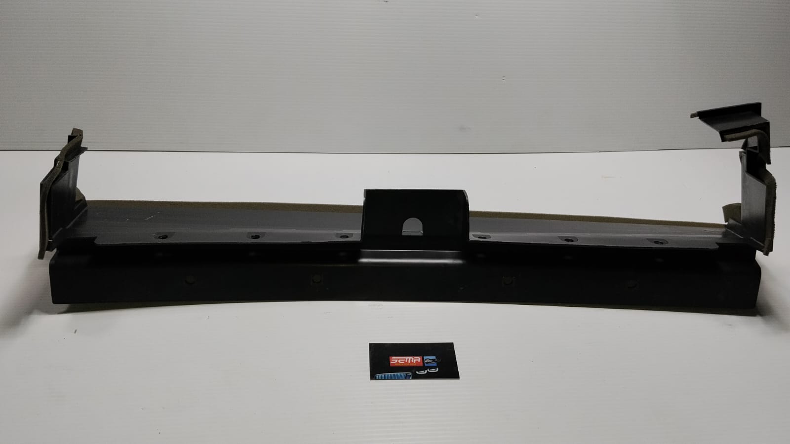 DEFLECTOR DE AIRE FORD FIGO 2015-2022 JBB-8B413-AB