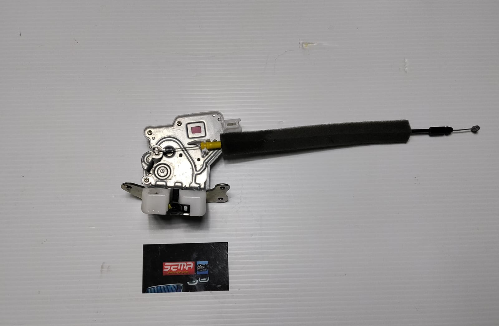 CHAPA CAJUELA SUZUKI ERTIGA 2019-2025 598251100 - Imagen 3