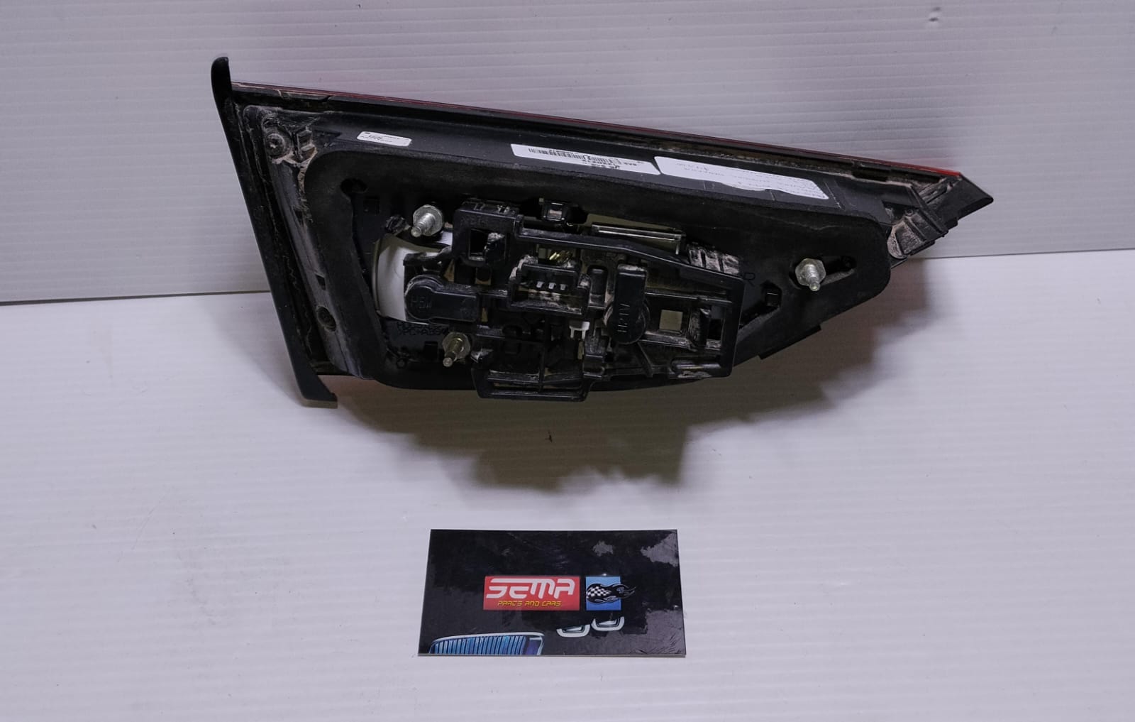 CALAVERA INTERIOR DERECHA AUDI A3 2015-2020 8V5945094J - Imagen 2