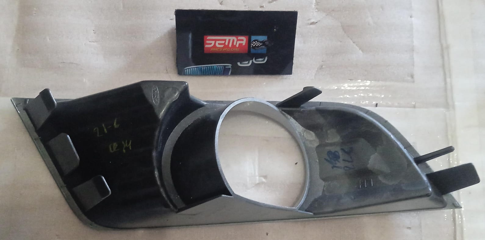 BISEL FARO DE NIEBLA DELANTERO IZQUIERDO FORD RANGER 2017 EB3B-15A298-CB