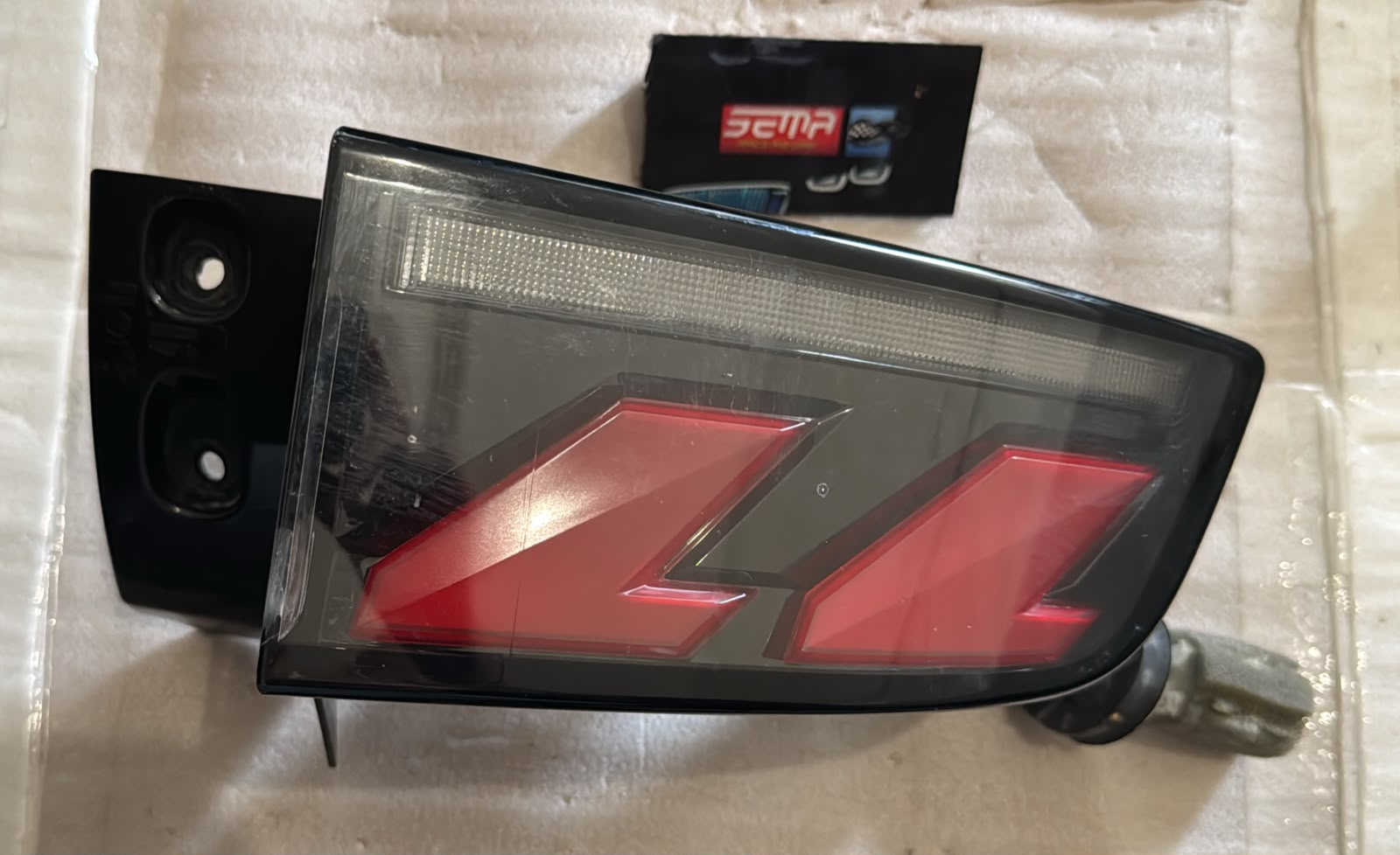 CALAVERA TRASERA IZQUIERDA SUZUKI GRAND VITARA 2024 35604-M740 - Imagen 3