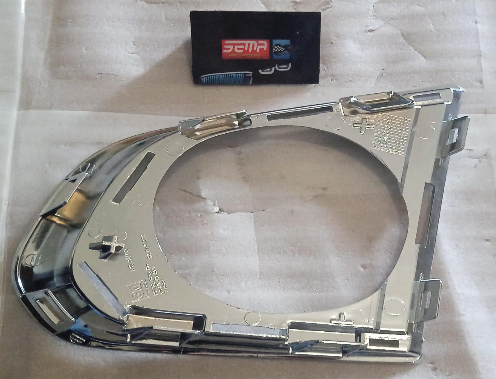 BISEL LUZ ANTINIEBLA DELANTERO DERECHO CHEVROLET TRAX 2008-2013 95015922 - Imagen 2