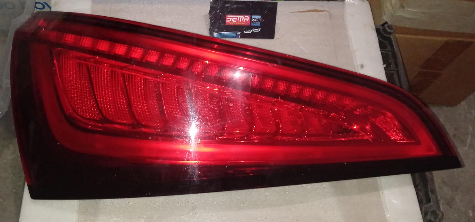 CALAVERA TRASERA IZQUIERDA AUDI Q5 2013-2017 8R0945094DSJ3